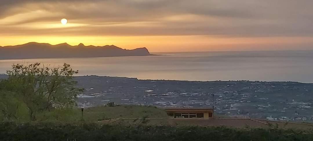 Villa Siciliana Con Piscina E Vista Panoramica Sul Mare Borgetto Екстериор снимка